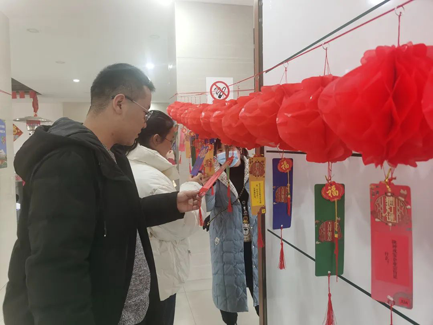 猜燈謎、放煙花，歡喜鬧元宵！