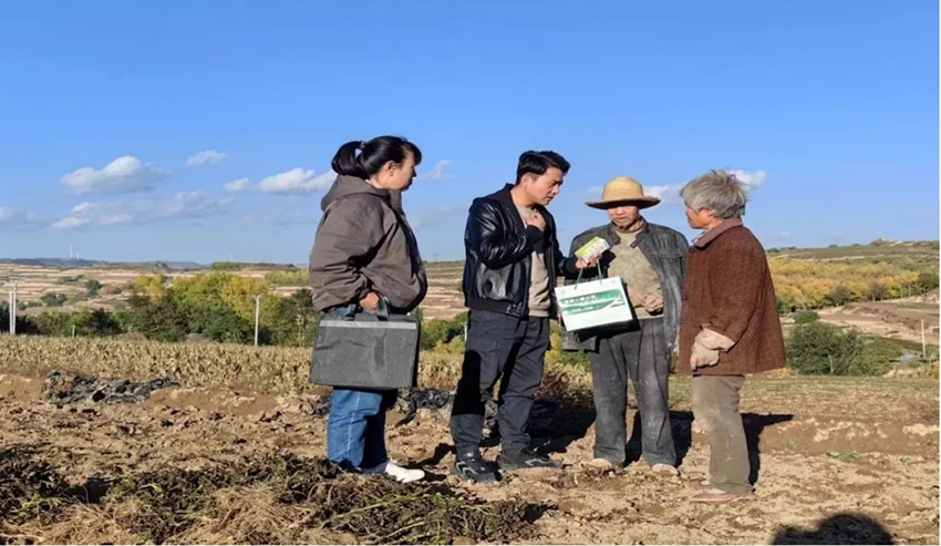 安下心、俯下身、邁開(kāi)腿 滿懷熱情投身到鄉(xiāng)村振興工作中去