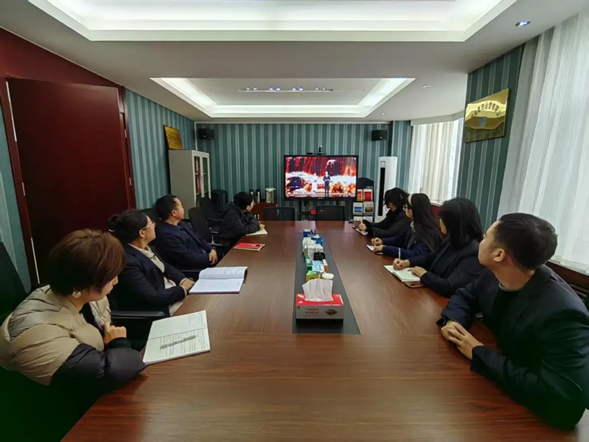 學習時代楷模 汲取榜樣力量——運營公司黨總支組織黨員干部觀看《榜樣9》專題節(jié)目